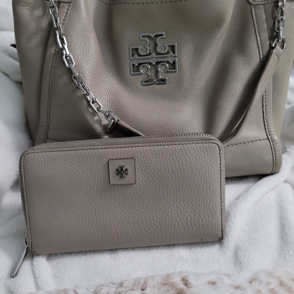 Tory Burch Gray Leather Tote Bag - Picture 2 of 15